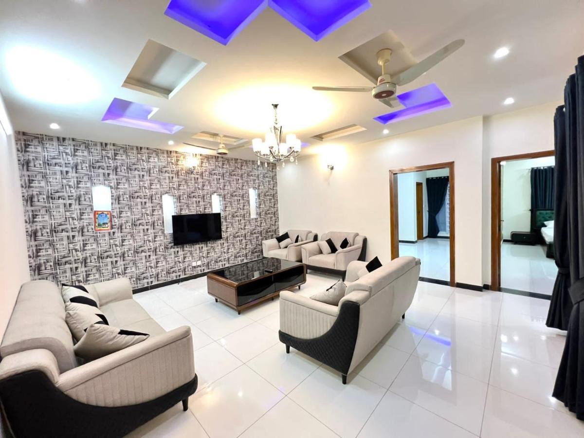 Luxury Apartment Rentals İslamabad Dış mekan fotoğraf
